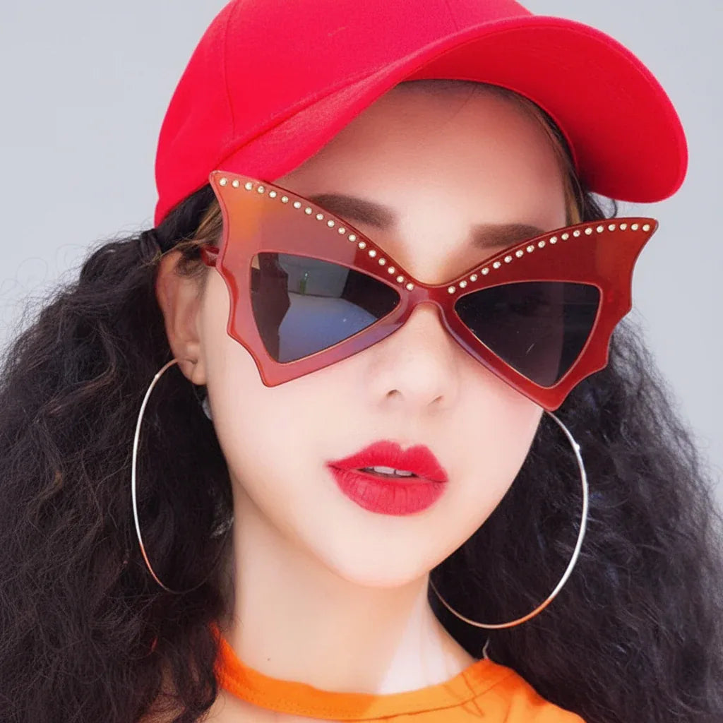 The Bat Diva Sunglasses - My Aura - myauragoth.com