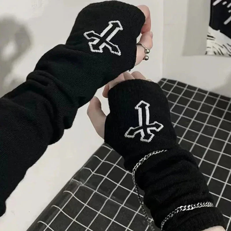 Gothic Fingerless Gloves - My Aura - myauragoth.com