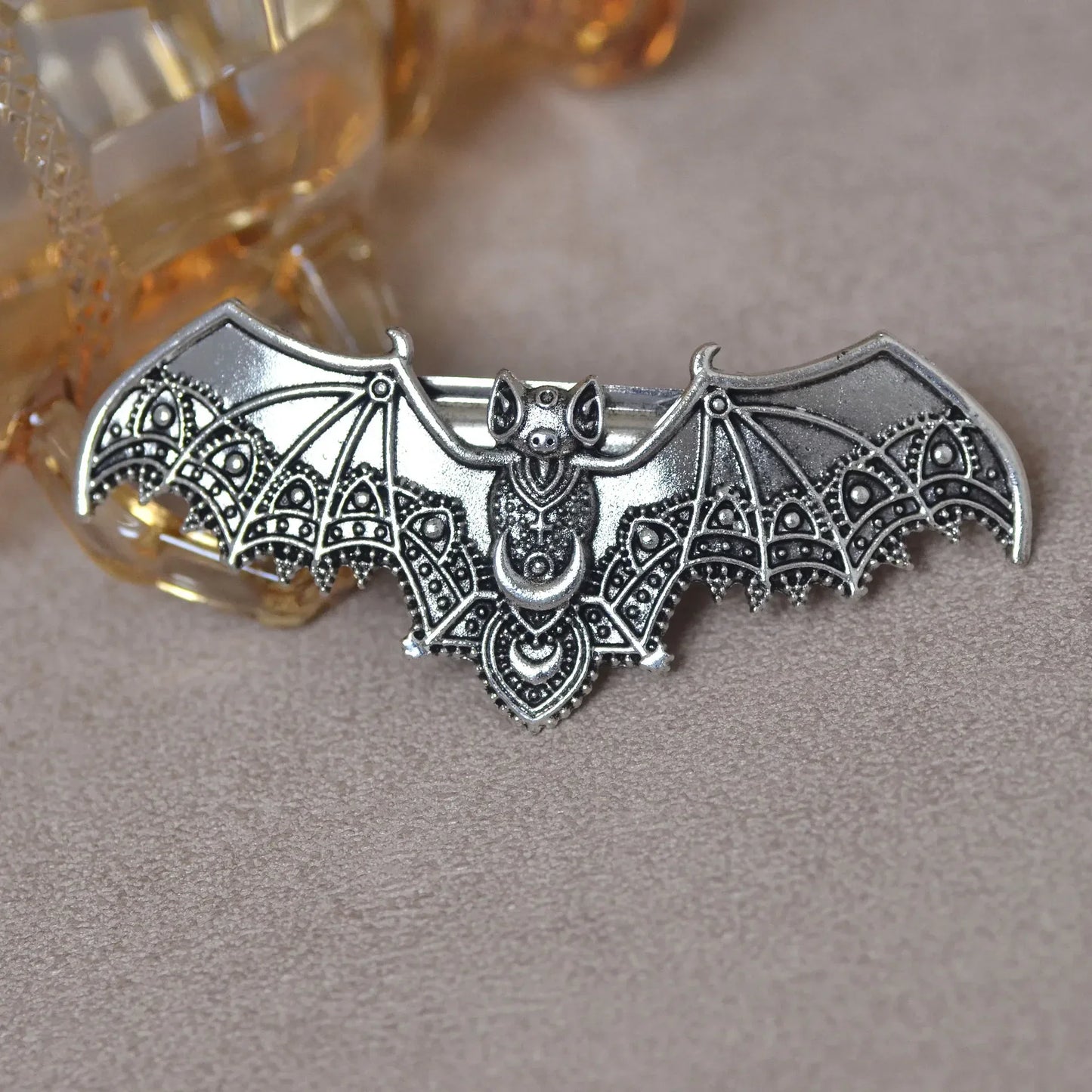 Vampire Bat Hairclip - My Aura - myauragoth.com
