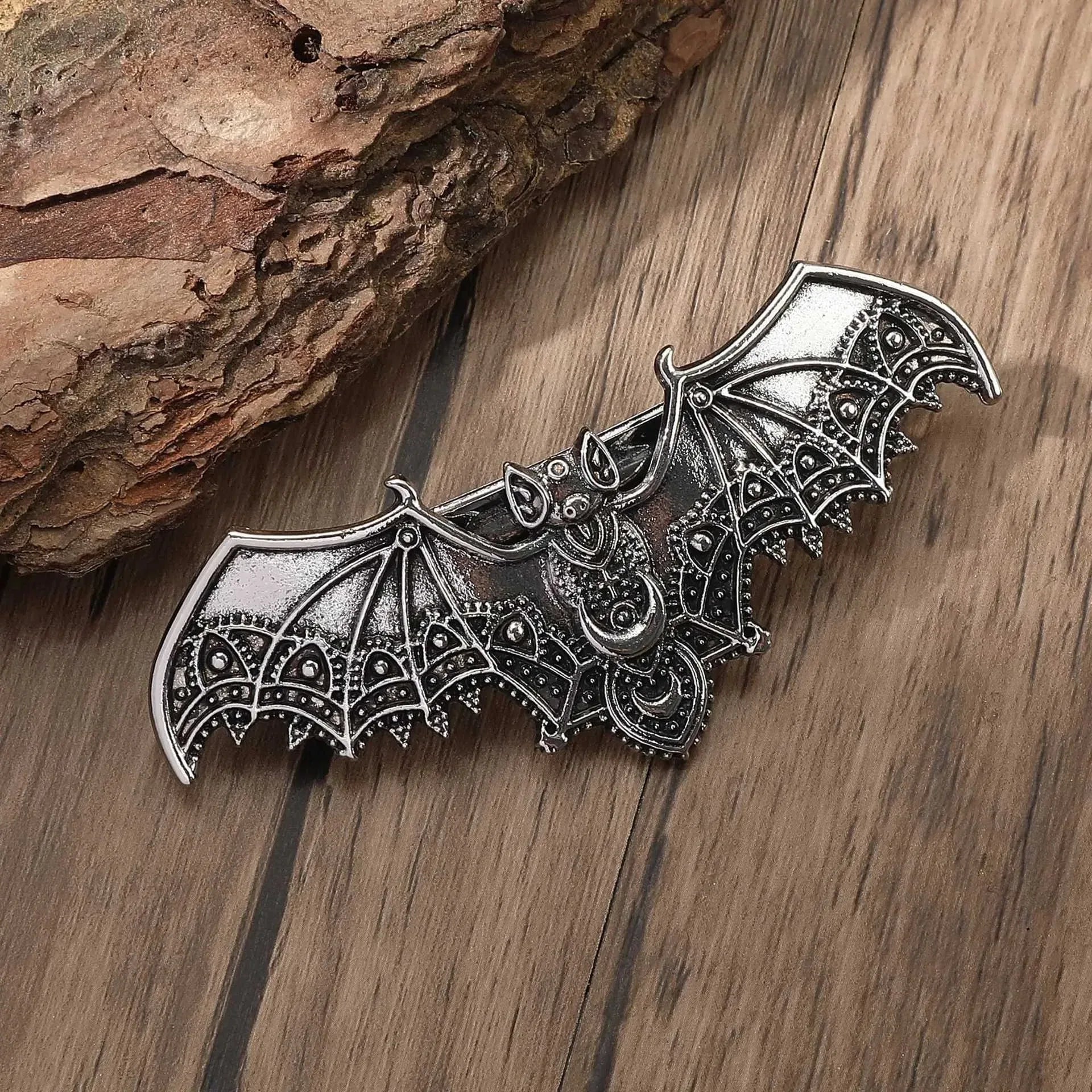 Vampire Bat Hairclip - My Aura - myauragoth.com