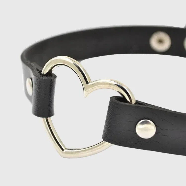 Skinny Heart Collar - My Aura - myauragoth.com